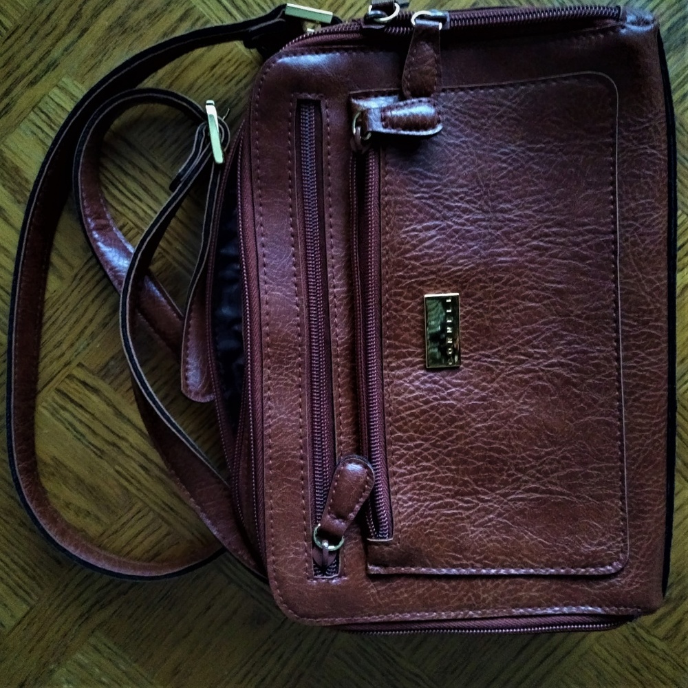 Cornell Leather | Cross Shoulder